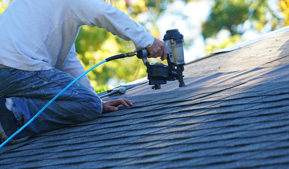 How Roofing Contractors And Companies Help You?