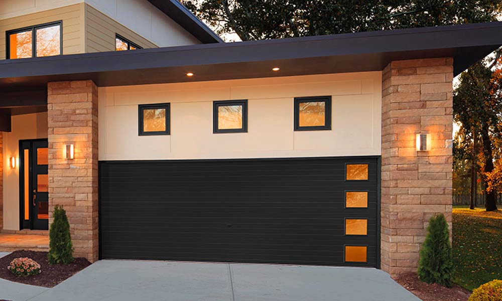 How to Frame For a Garage Door