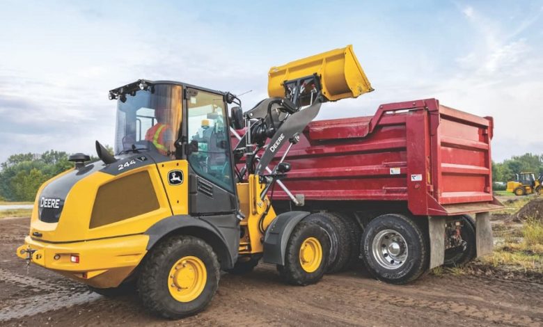 Discovering the Innovative Features of John Deere Compact Wheel Loaders