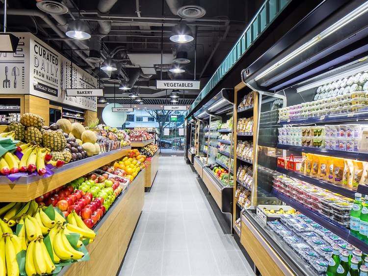 Boulevard Coast EC Your One-Stop Shop for Easy Daily Grocery Shopping with NTUC FairPrice, Giant, and Cold Storage Nearby