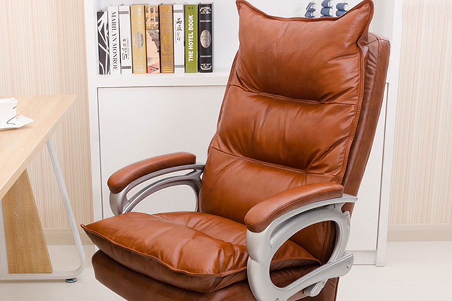 Leather Chairs for Home Offices: Comfort Tips for Long Hours